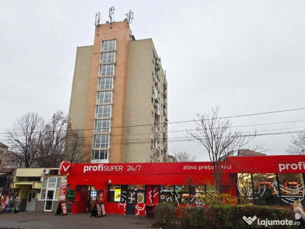 Ap 1 cam de vânzare str Cazaban, cart. Iosia