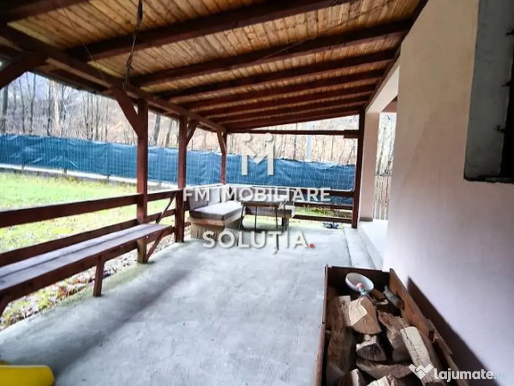 Cabană de vânzare – zona Groapele Chiuzbăii 
