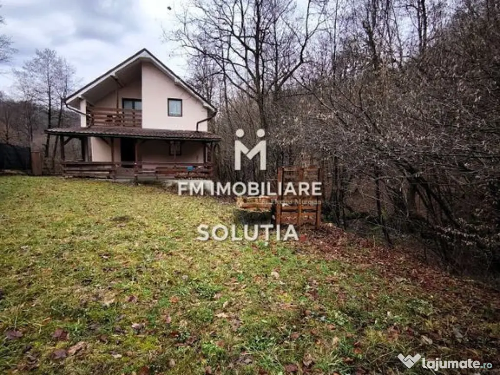 Cabană de vânzare – zona Groapele Chiuzbăii 