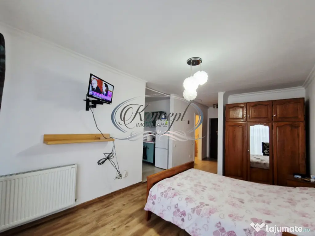 Apartament decomandat, la cheie, cu parcare zona Vivo 