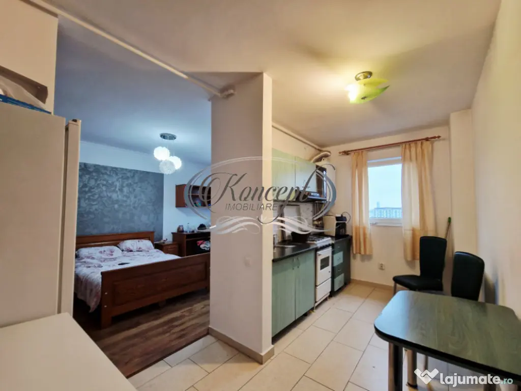 Apartament decomandat, la cheie, cu parcare zona Vivo 