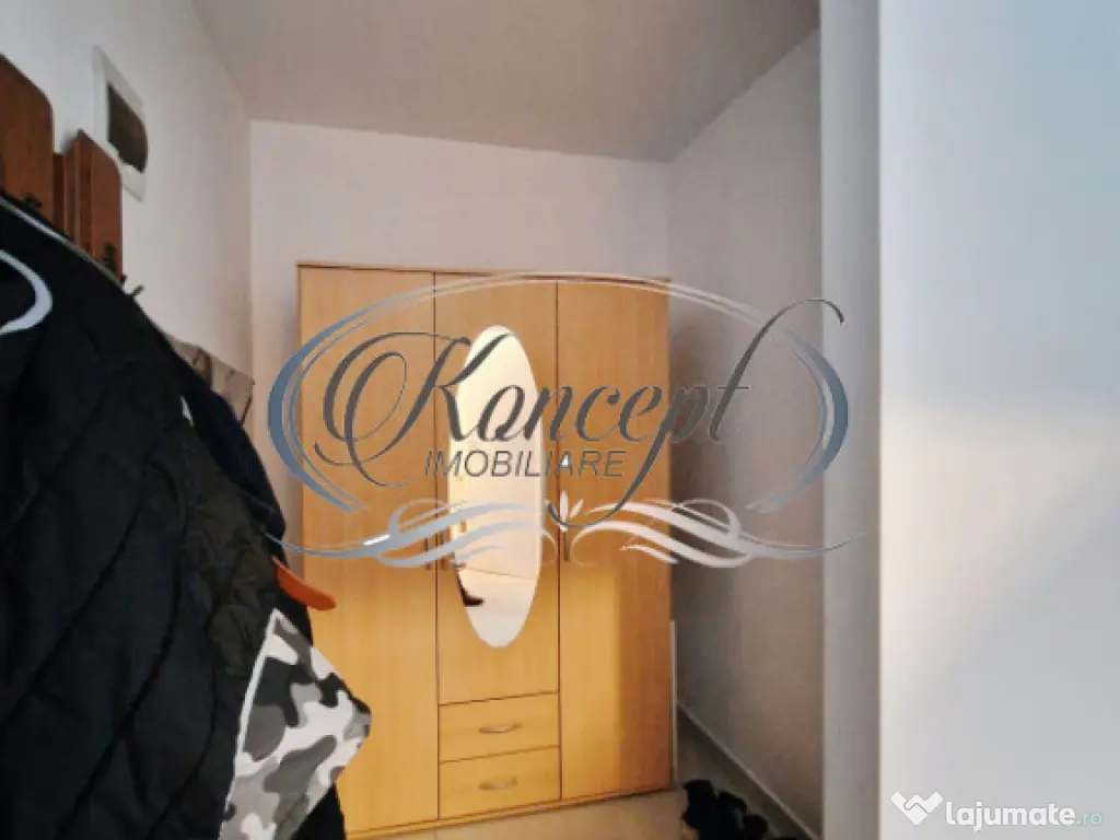 Apartament decomandat, la cheie, cu parcare zona Vivo 