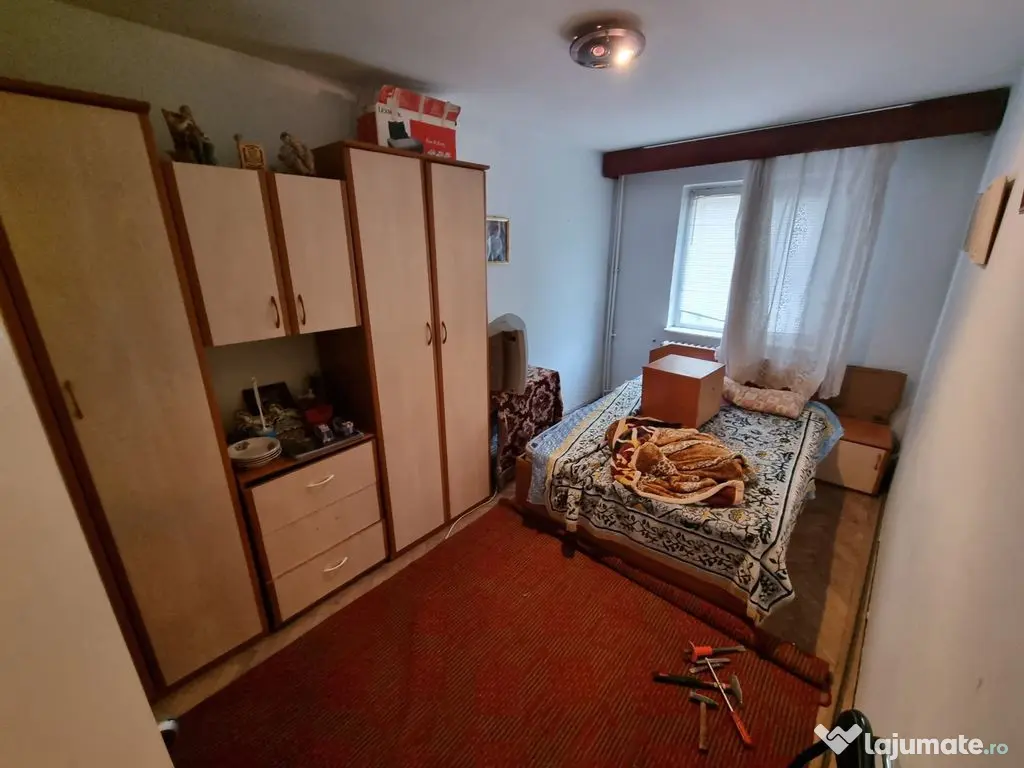 Apartament 3 camere zona Inel 2 