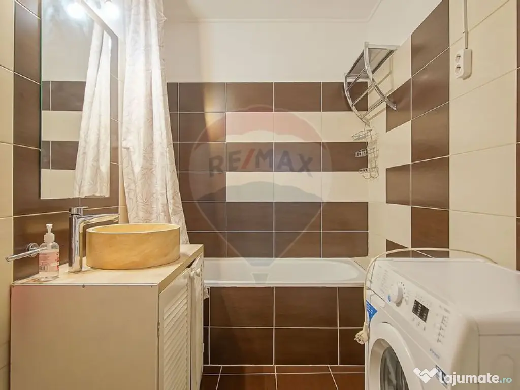 COMISION 0 | Apartament 4 camere + Curte | Zona Tractorul 