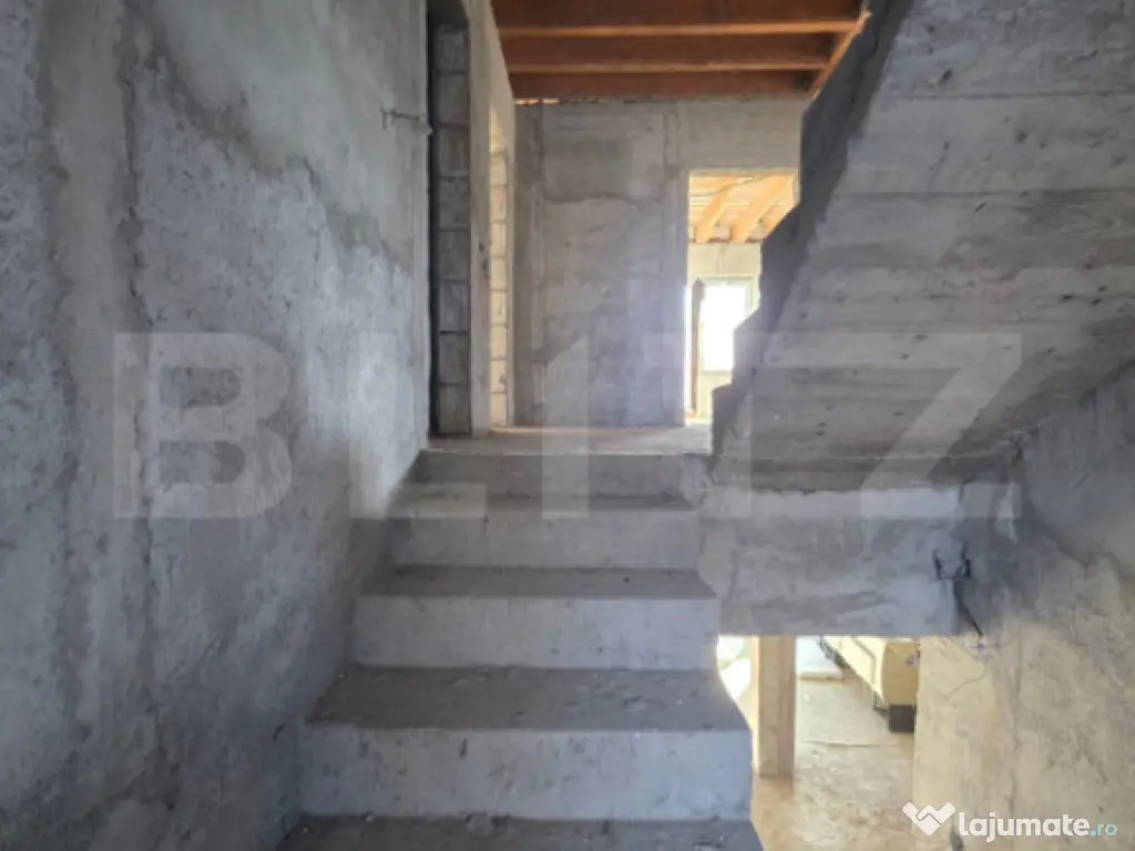 VILĂ IMPUNĂTOARE ÎN VIFORATA – INVESTIȚIE SAU REZIDEN?