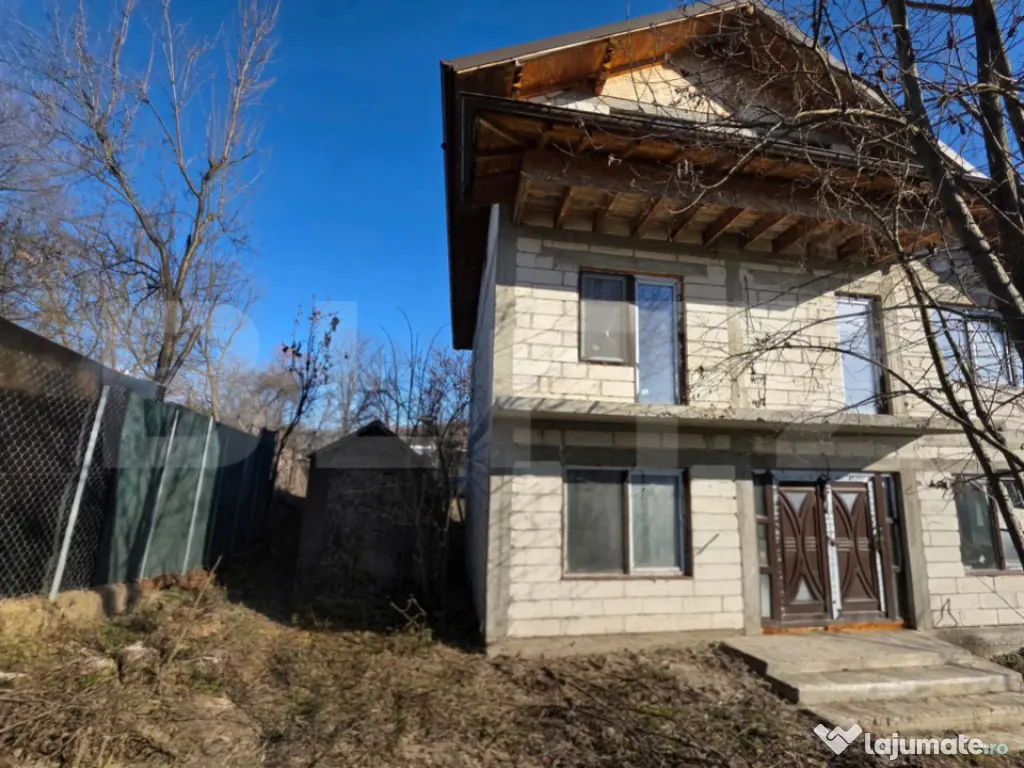 VILĂ IMPUNĂTOARE ÎN VIFORATA – INVESTIȚIE SAU REZIDEN?