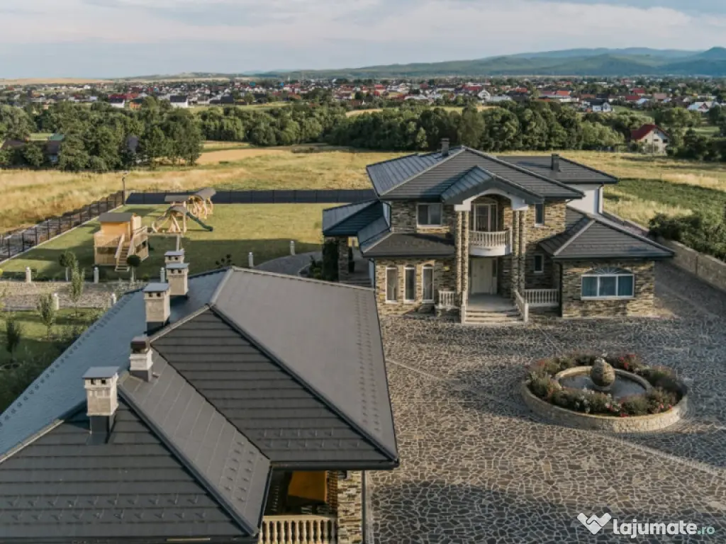 Casa exclusivista cu arhitectură unică, 320mp utili, Horod 