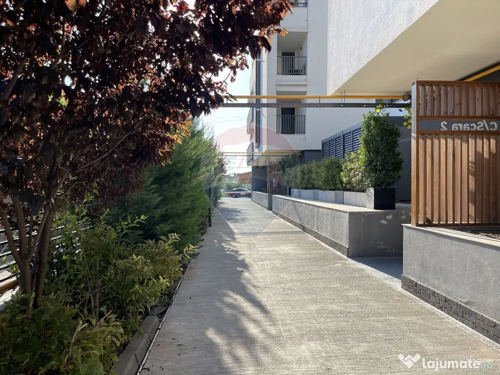 Apartament 3 camere, terasa 20 mp, Otopeni central