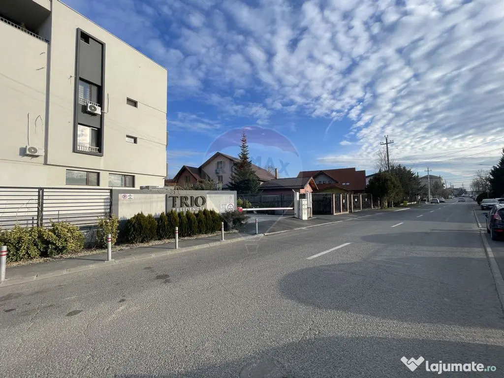 Apartament 3 camere, terasa 20 mp, Otopeni central