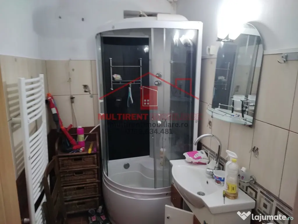 Str. Isaccei - Apartament 3 camere cu centrala pe Gaz! 