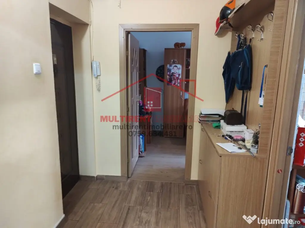 Str. Isaccei - Apartament 3 camere cu centrala pe Gaz! 