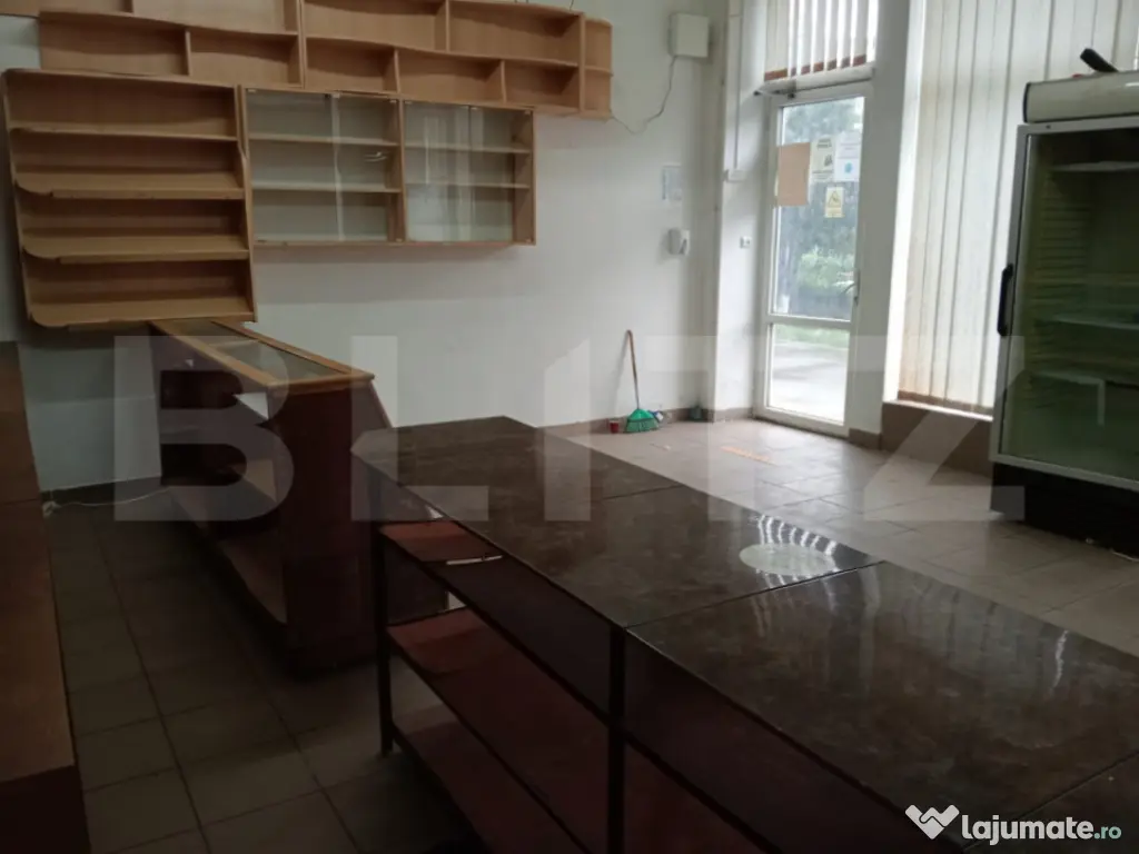 Spațiu comercial 100 mp, parter, cu vitrină – Hunedoara,