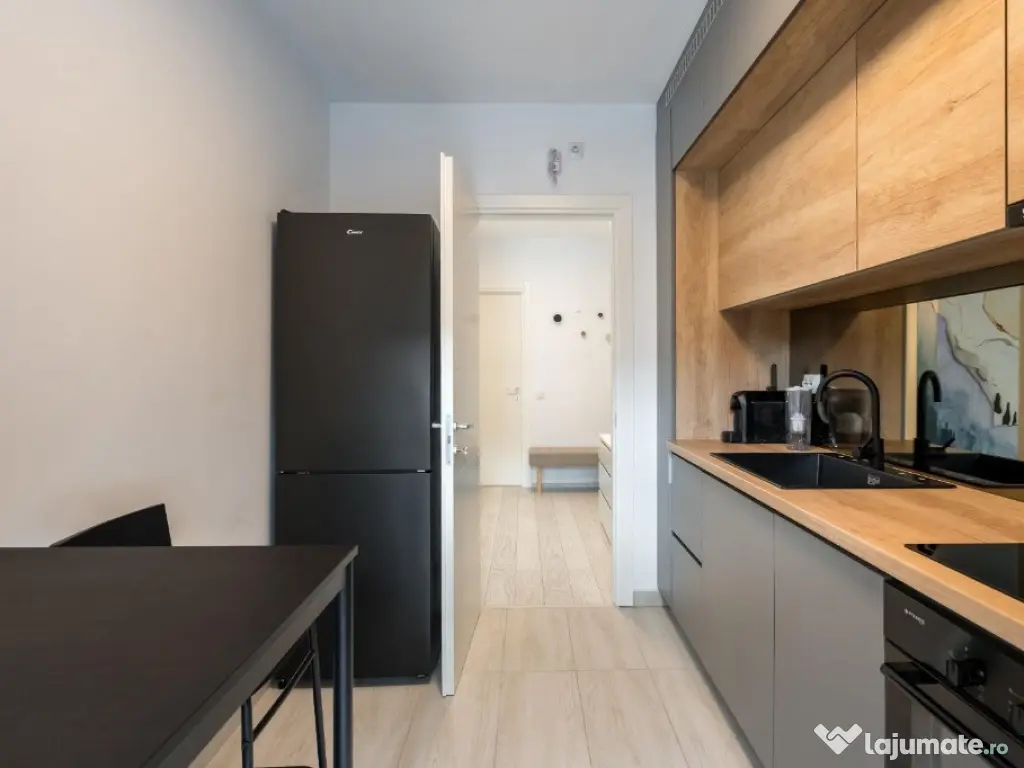 3 camere, 2 bai, NOU, centrala proprie, decomandat, LA CHEIE 