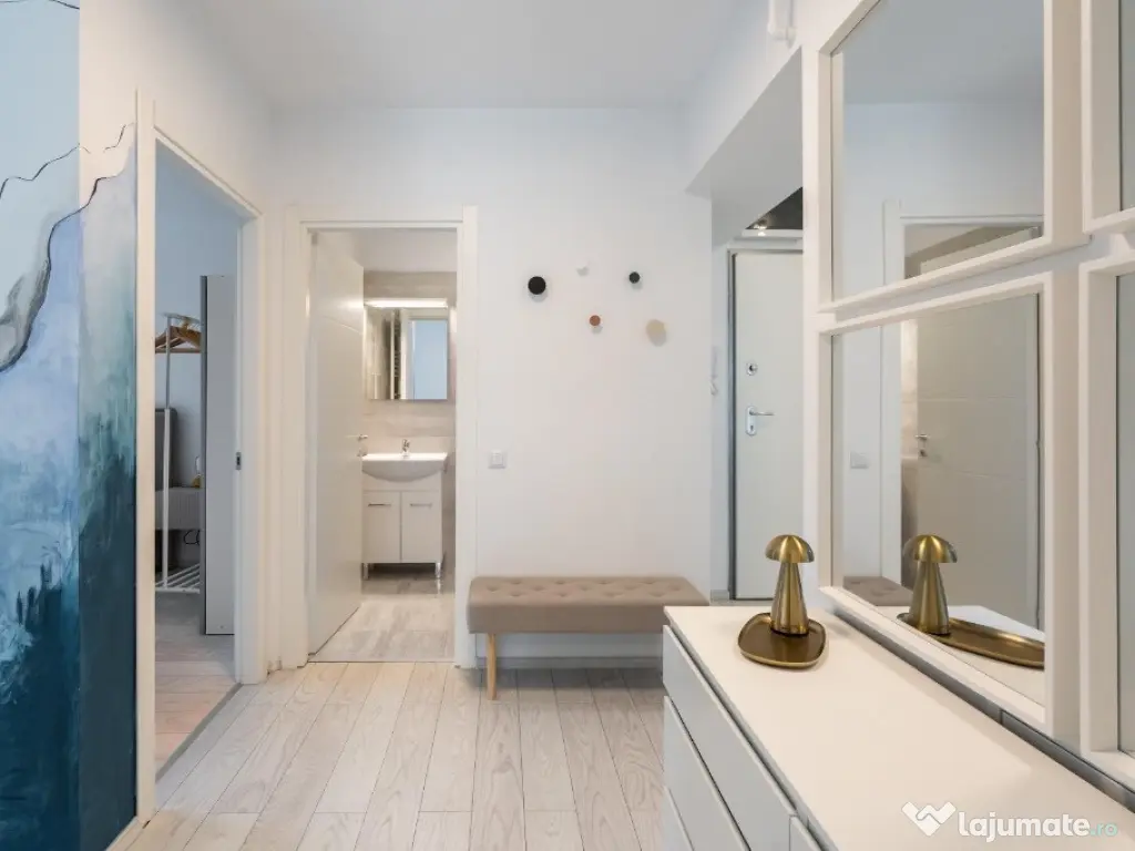 3 camere, 2 bai, NOU, centrala proprie, decomandat, LA CHEIE 