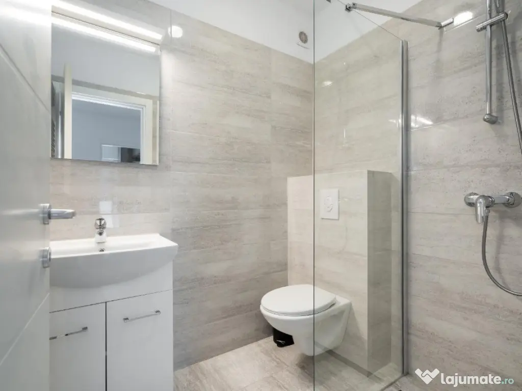 3 camere, 2 bai, NOU, centrala proprie, decomandat, LA CHEIE 