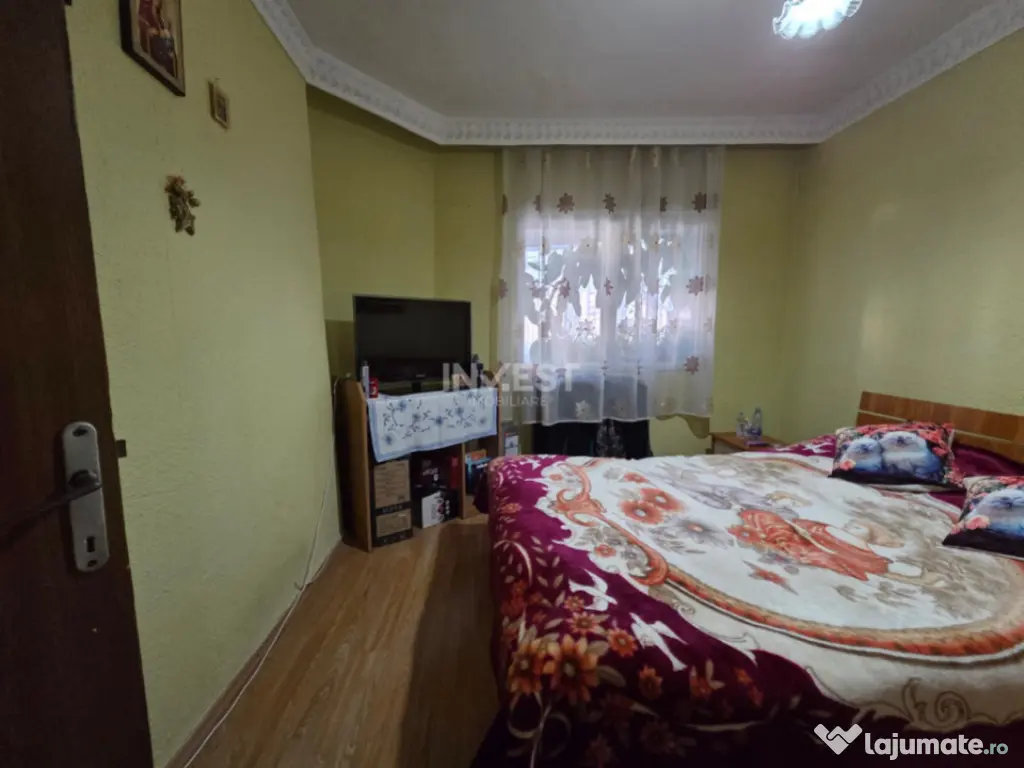 DE VANZARE-APARTAMENT 4 CAMERE-DECOMANDAT-DACIA 