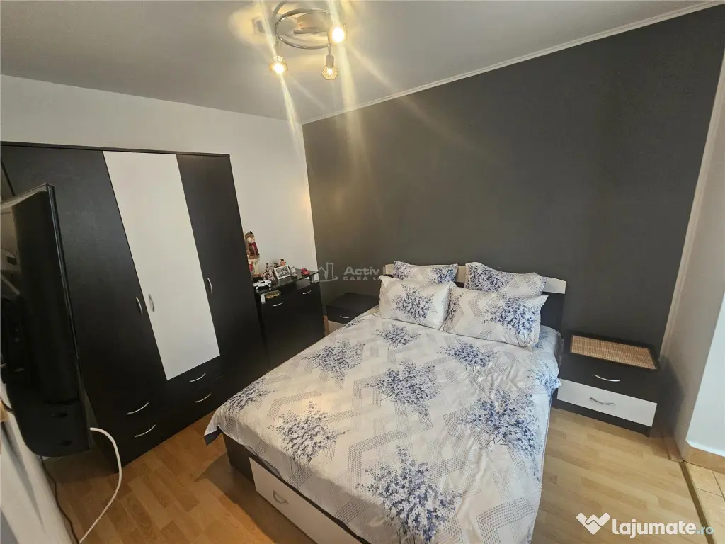 Resita, 3 Cam. Mobilat Utilat, Et. 2, Micro 3 