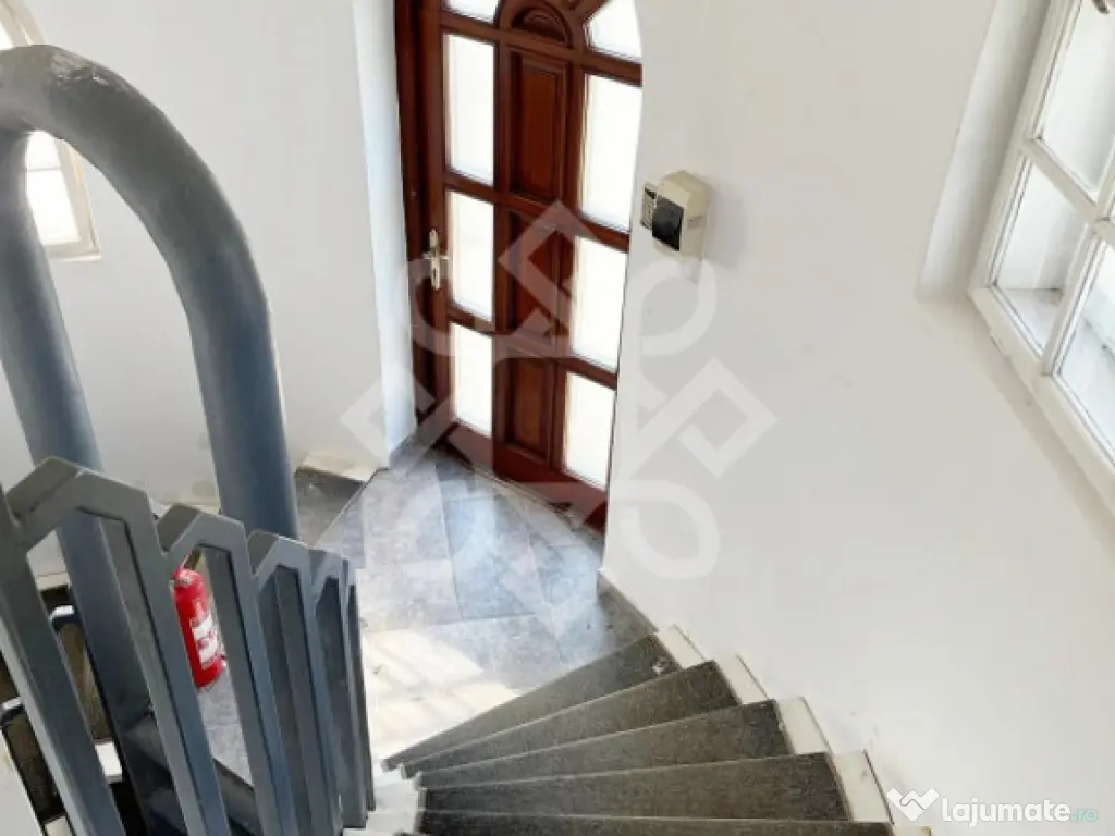 Cladire de birouri de inchiriat in Oradea 