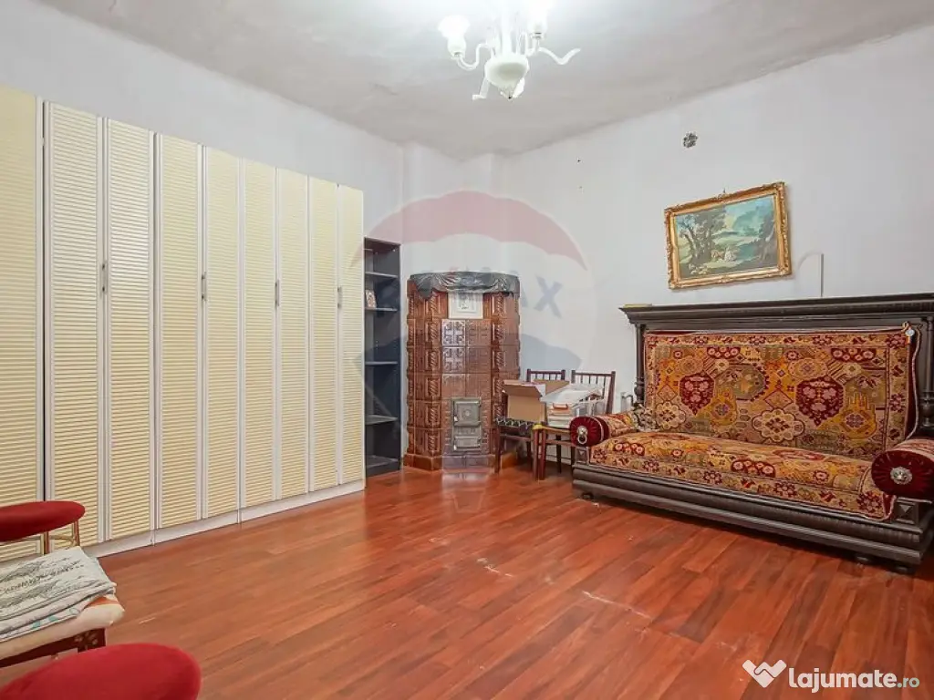 Proprietate cu 2 apartamente și garaj, Schei 
