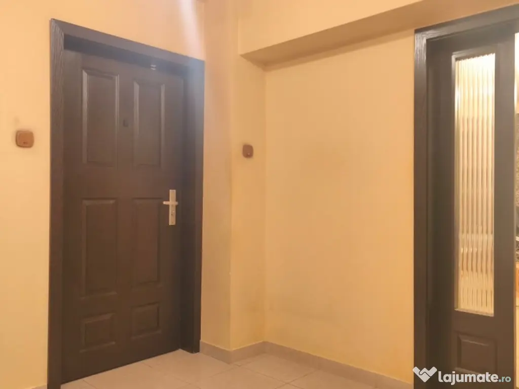 Apartament 3 camere in Deva, zona 22 Decembrie, et 1 