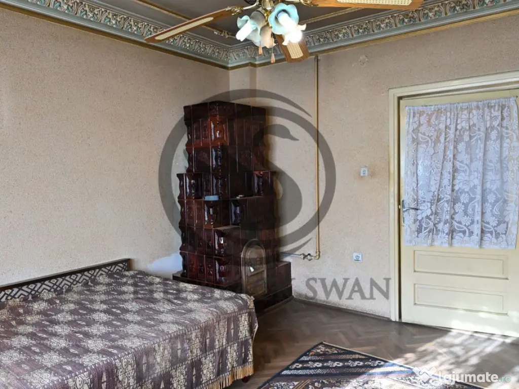 Casa cu 6 camere de vanzare | Zona Ultracentrala, Baicoi ... 