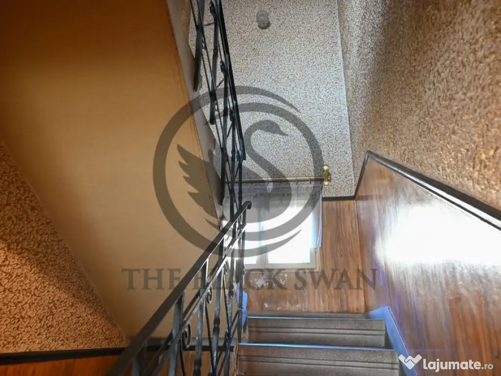 Casa cu 6 camere de vanzare | Zona Ultracentrala, Baicoi ... 