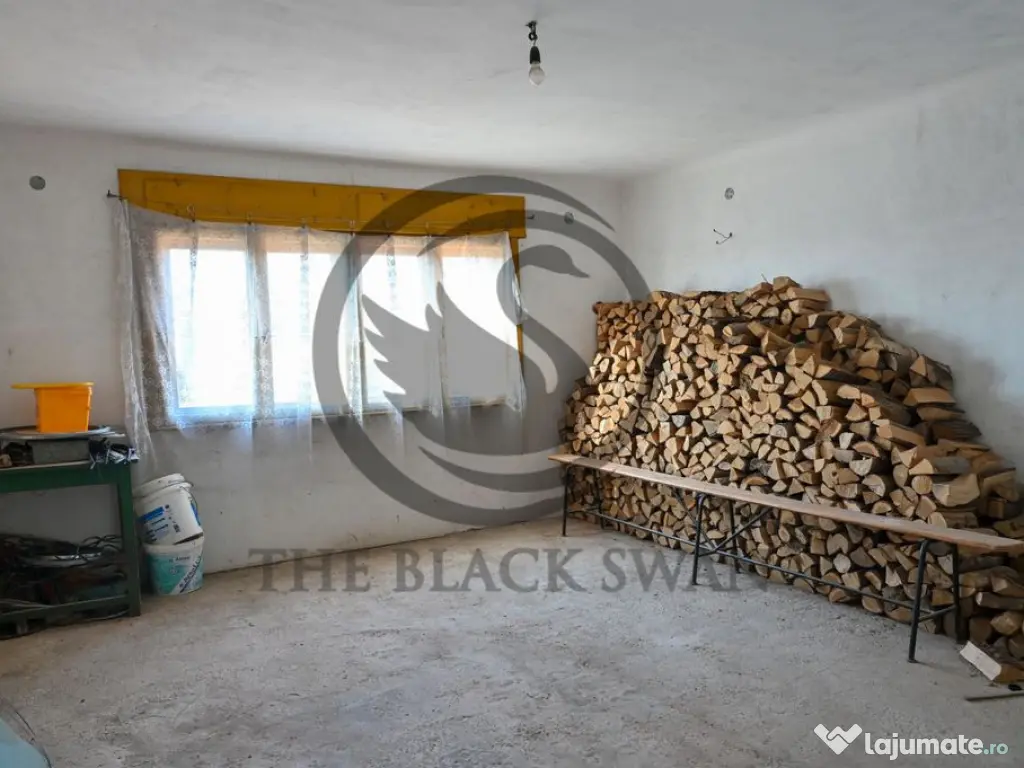 Casa cu 6 camere de vanzare | Zona Ultracentrala, Baicoi ... 