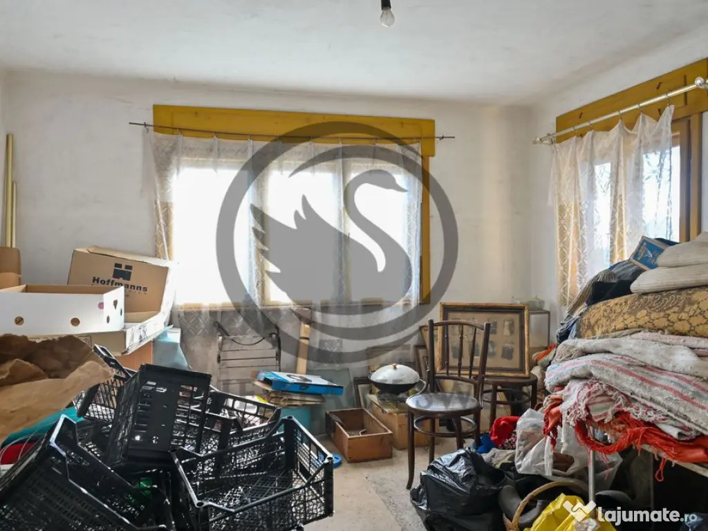 Casa cu 6 camere de vanzare | Zona Ultracentrala, Baicoi ... 