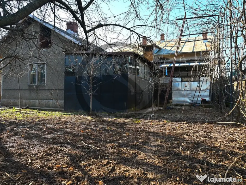 Casa cu 6 camere de vanzare | Zona Ultracentrala, Baicoi ... 