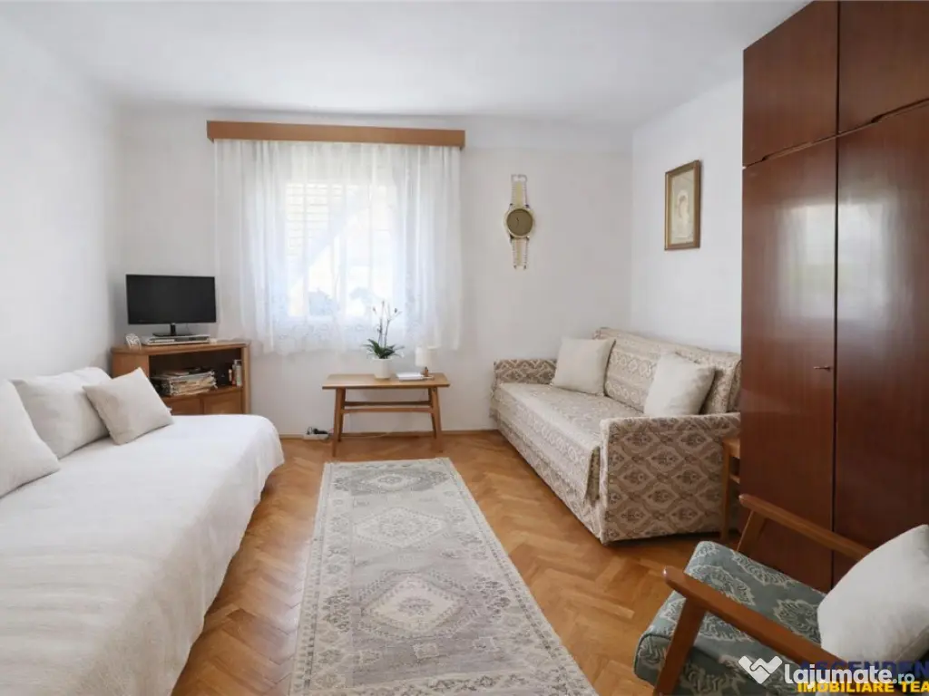 3D!LIVE! Casa cu vatra traditionala,gradina, garaj,facilitat