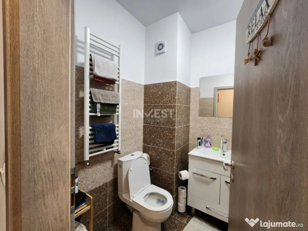 APARTAMENT CU 4 CAMERE, ZONA CAPAT CUG-VISOIANU 