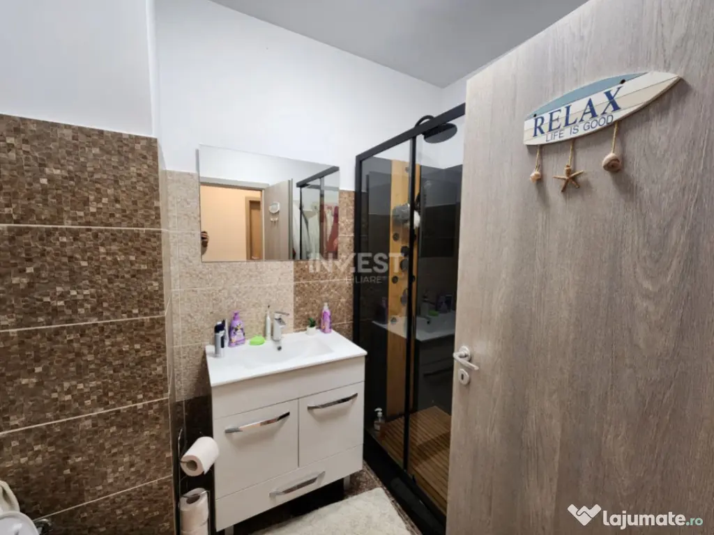 APARTAMENT CU 4 CAMERE, ZONA CAPAT CUG-VISOIANU 