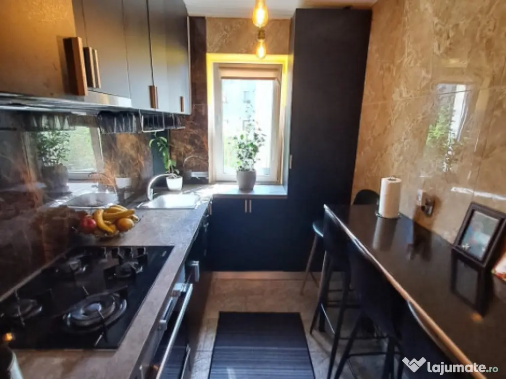 PACURARI , Apartament 2 camere, SEMIDECOMANDAT , 104.900 eur 
