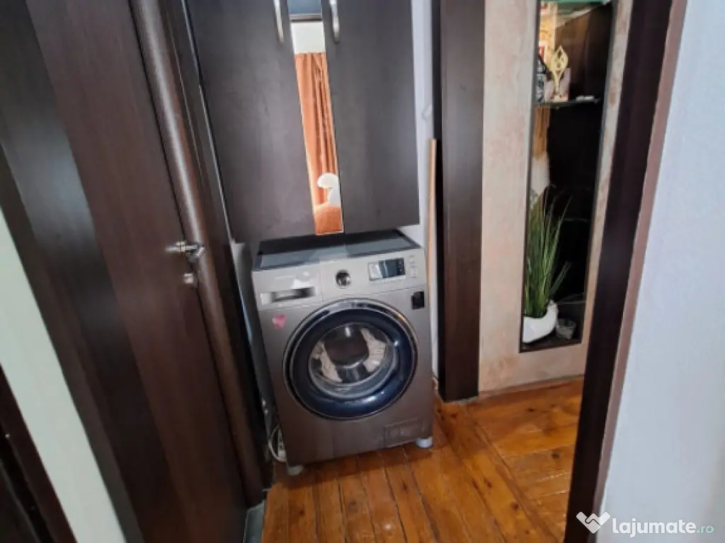 PACURARI , Apartament 2 camere, SEMIDECOMANDAT , 104.900 eur 