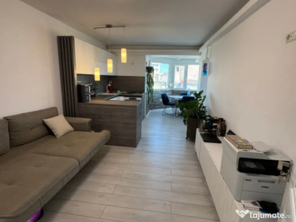 Apartament 3 camere | Decomandat | Tomis Nord 