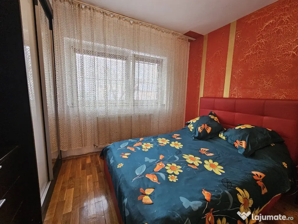 Apartament 3 camere,parter – Zona Piața Centrala 