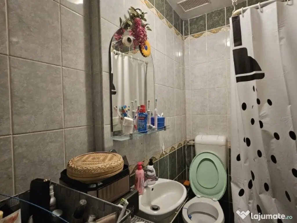 Apartament 3 camere,parter – Zona Piața Centrala 