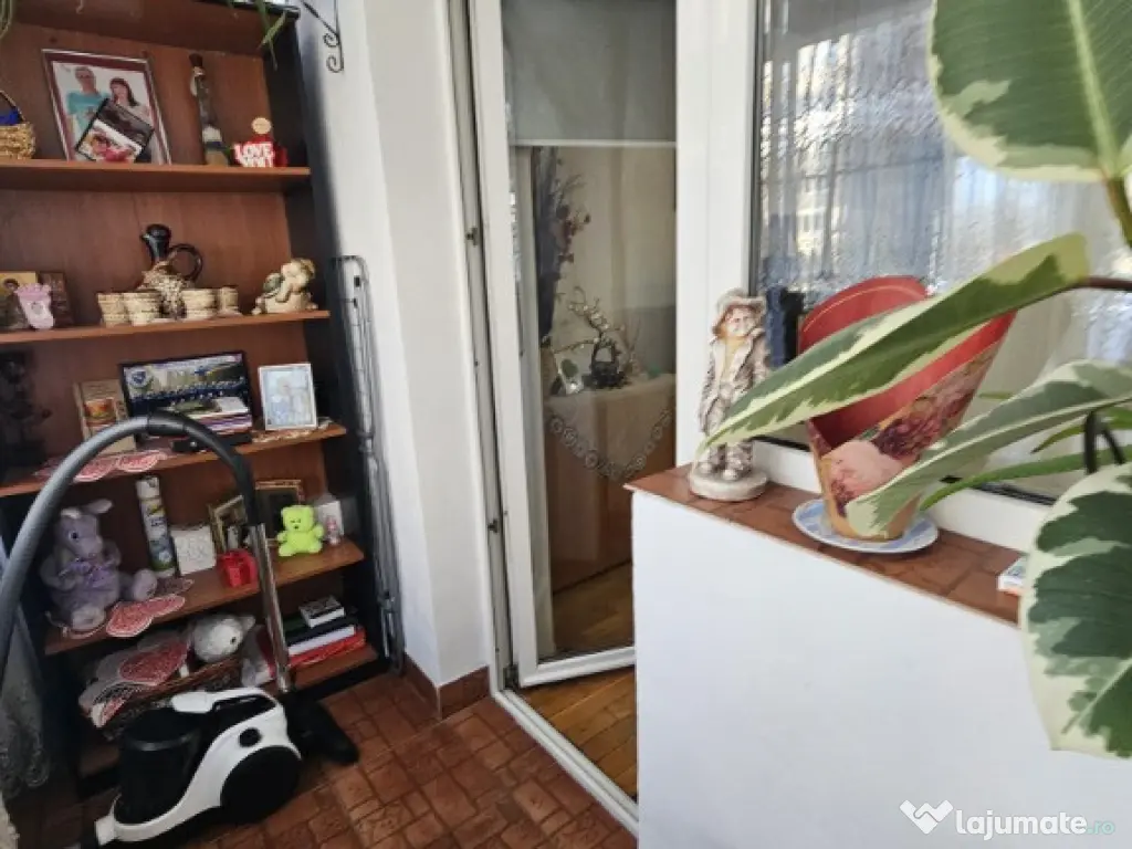 Apartament 3 camere,parter – Zona Piața Centrala 