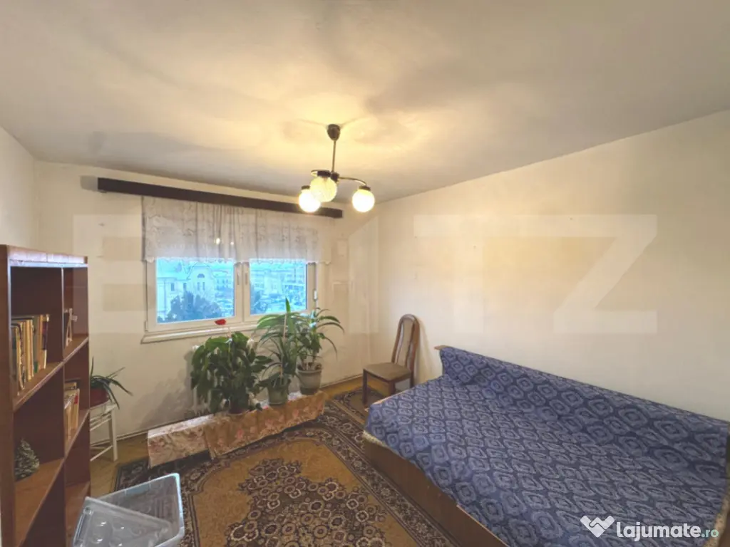 Apartament 3 camere, 64 mp, zona Central