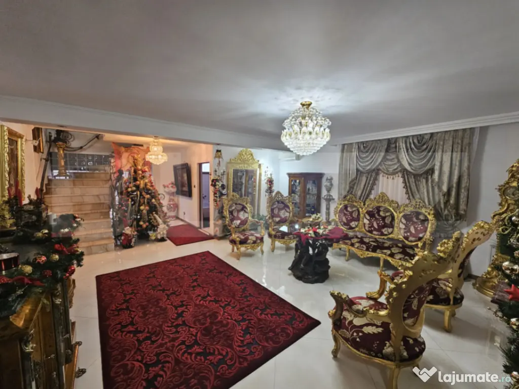 Casă individuală de vânzare, 228 mp, zona Hotel Cetate