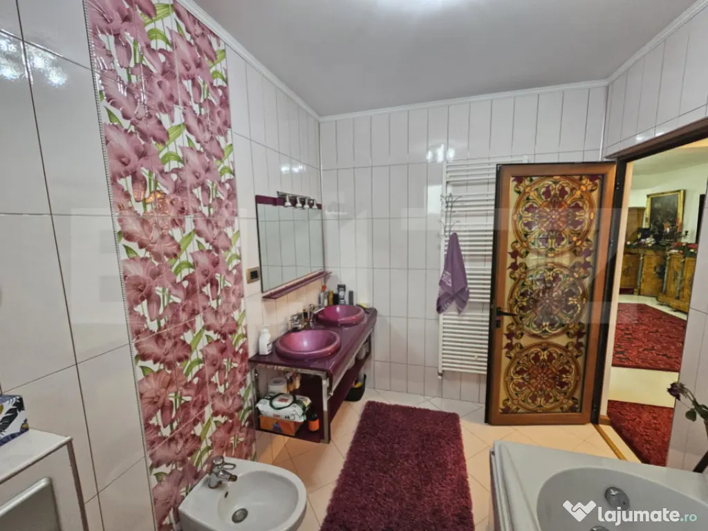 Eleganță și rafinament în Cetate – casa ideală pentru