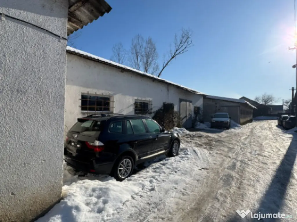 Hală 330 mp cu teren 10 ari, zonă Tanatorio 