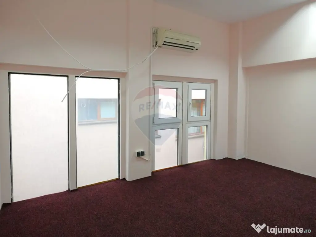 De Inchiriat Spațiu de birouri de 258mp în zona Baba No... 