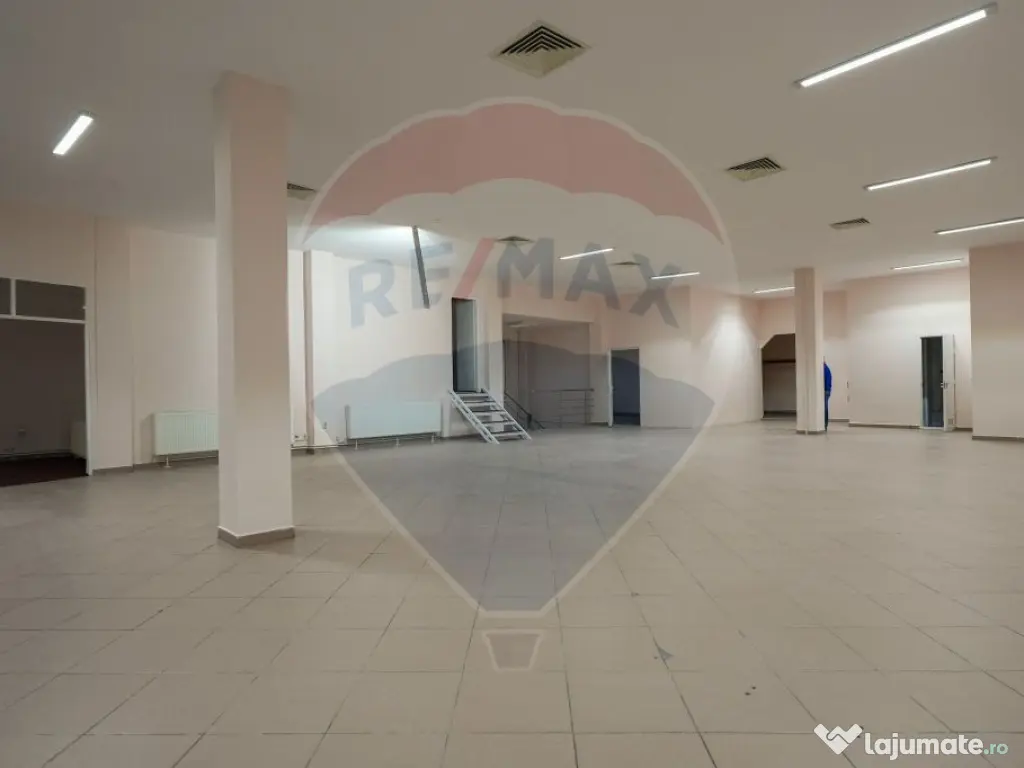 De Inchiriat Spațiu de birouri de 258mp în zona Baba No... 