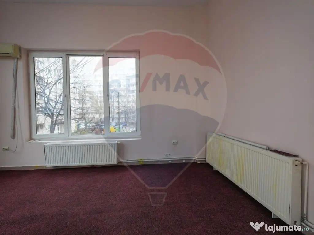 De Inchiriat Spațiu de birouri de 258mp în zona Baba No... 