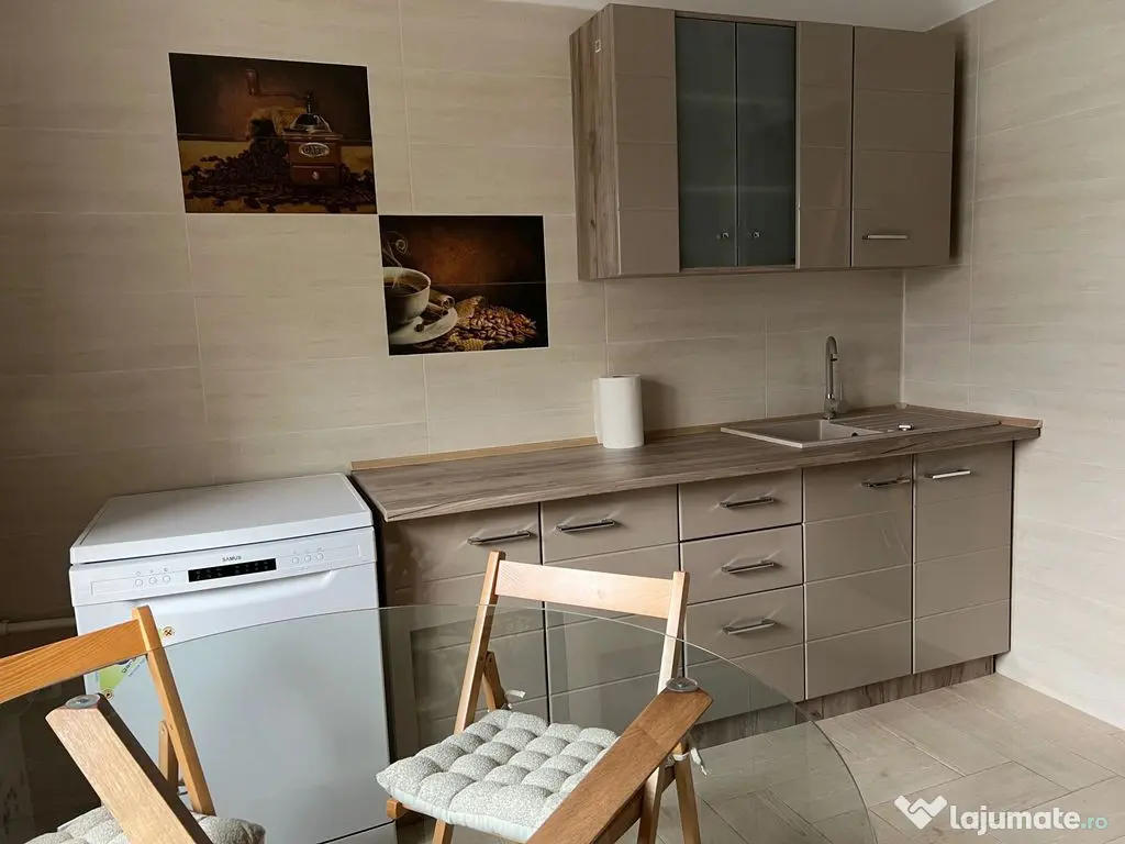Apartament 3 camere Piata Victoriei-Iacob Felix 