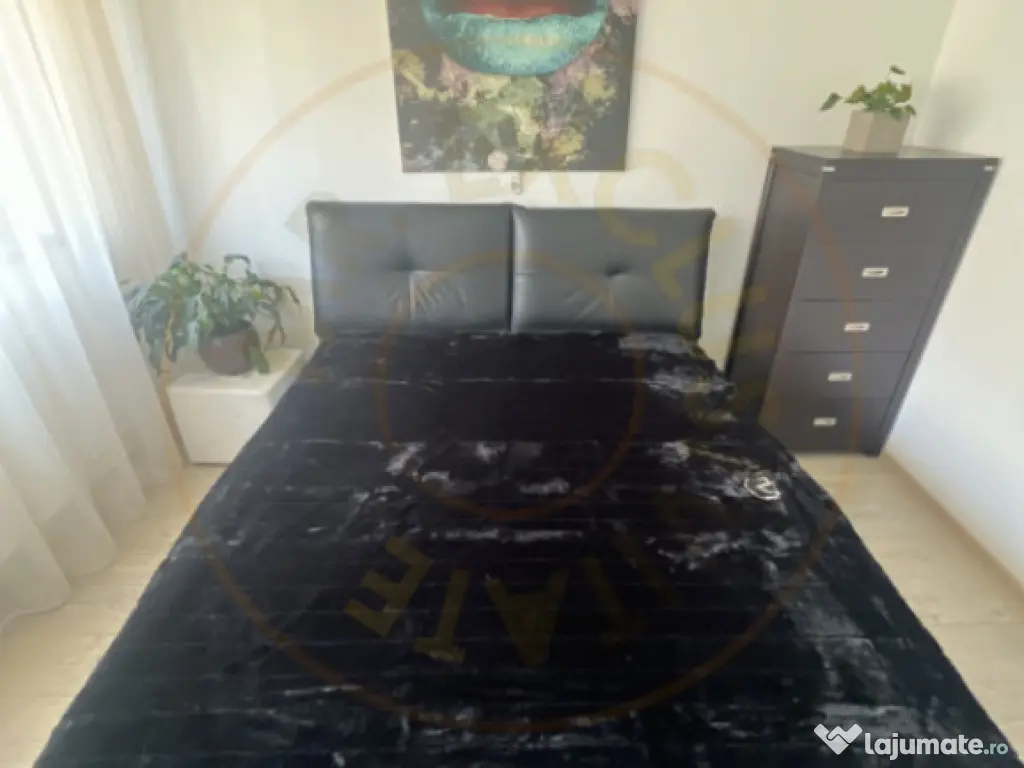 Apartament ultracentral Pitești – 3 camere decomandat, 82