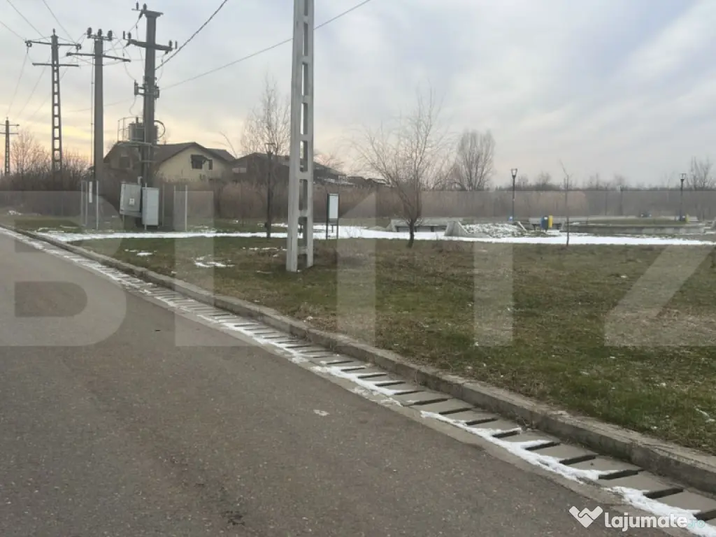 Teren intravilan, 3300 mp, parc Baicoi, zona Marasti