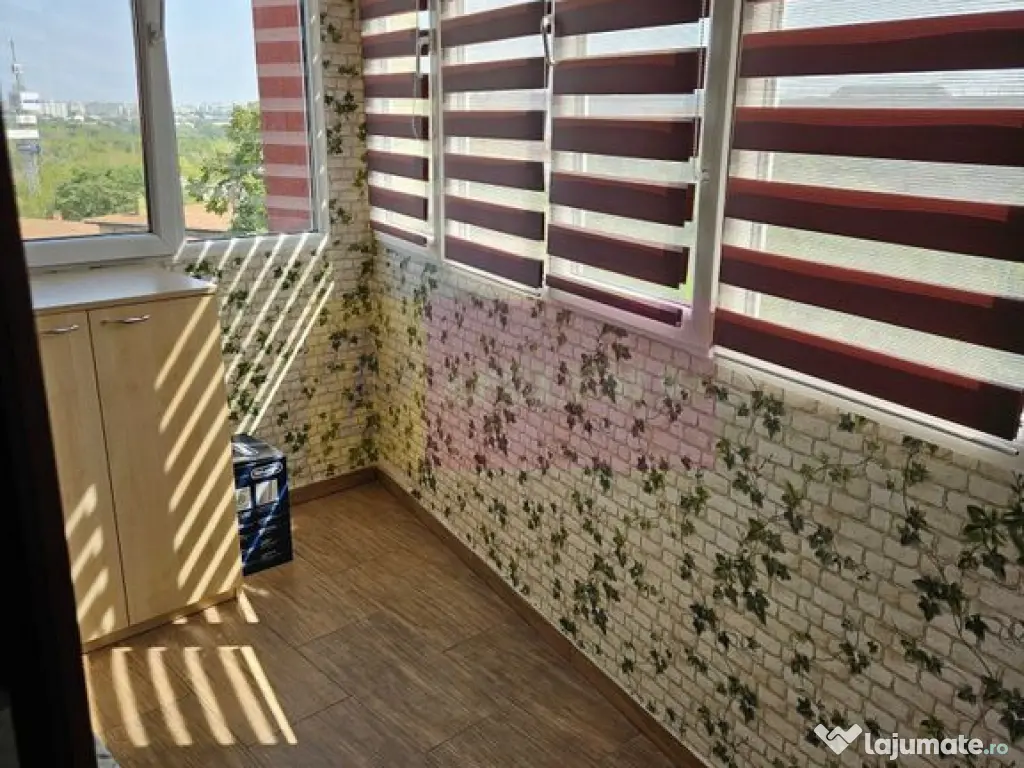 Agentia Apulum 94 ofera spre vanzare 2 camere metrou Piat...
