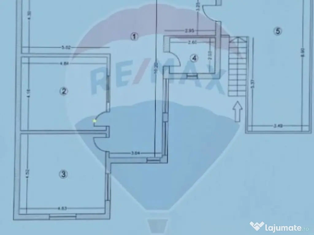 Casă spațioasă cu garaj - Mogoșoaia, foarte aproape d... 